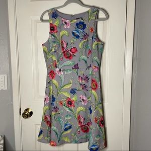 Women’s Ann Taylor Floral Fit and Flare Dress Size 8 NWT